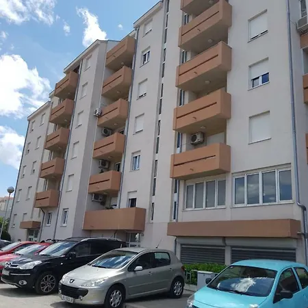 Apartman Antonella *