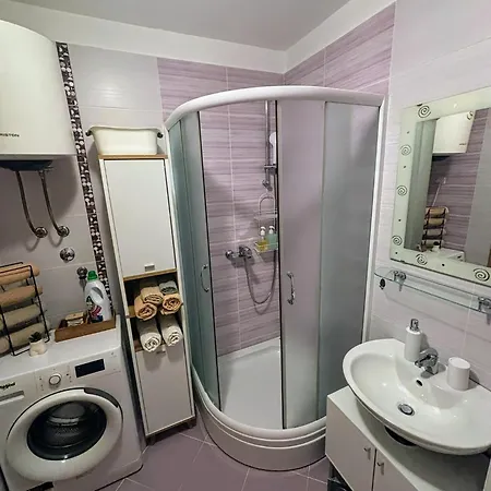 Antonella سبليت